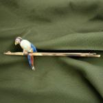 Vintage 9ct Gold Macaw Parrot Brooch with Pearl
