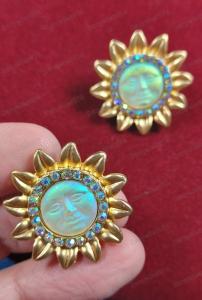 Vintage Moon Face Sunflower Gold Stud Earrings