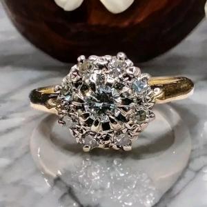 Vintage 18ct Gold Diamond Cluster Engagement Ring