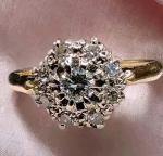 Vintage 18ct Gold Diamond Cluster Engagement Ring