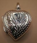 Charming Silver Heart Shaped Antique Photo Locket