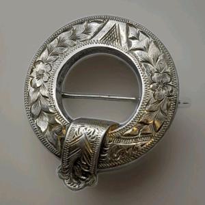 Victorian Floral Silver Brooch from the 1880s