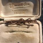 Antique 9ct Rose Gold Love Brooch