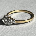 Antique 18ct Gold Diamond Solitaire Oval Ring
