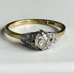 Antique 18ct Gold Diamond Solitaire Oval Ring