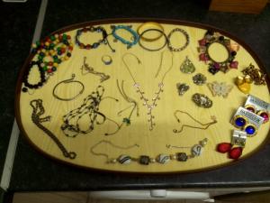 Vintage Retro Costume Jewellery Mixed Lot of 20