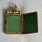 Edwardian 9ct Gold Double-Sided Locket Pendant