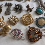 Vintage Costume Jewellery Brooch Collection