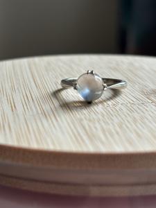 Vintage Moonstone Ring in White Gold