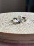 Vintage Moonstone Ring in White Gold
