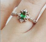 Delicate Antique Silver Cluster Ring with Emerald Color