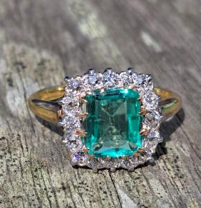 Vintage Old Cut Emerald and Diamond Cluster Ring