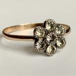 Antique Art Deco 9ct Gold Daisy Ring