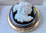 Antique Victorian Gold Cameo Brooch Pendant