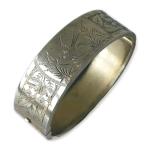 Victorian Hinged Sweetheart Cuff Bangle