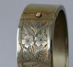 Victorian Hinged Sweetheart Cuff Bangle