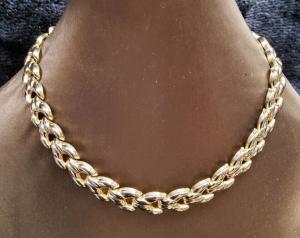 Stunning Vintage Gold-Colored Costume Necklace