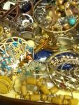 Vintage Antique Costume Jewellery Lot for Repairs