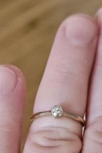 Dainty 18ct Gold Art Deco Diamond Ring