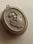Victorian Gold Plated Snowdrop Embossed Locket