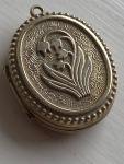 Victorian Gold Plated Snowdrop Embossed Locket
