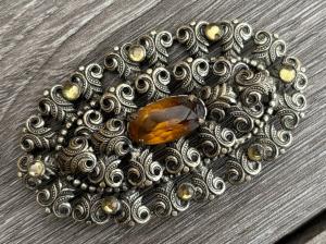 Vintage Oval Filigree Amber Stone Brooch