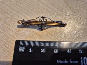 Vintage 1940s Bar Brooch
