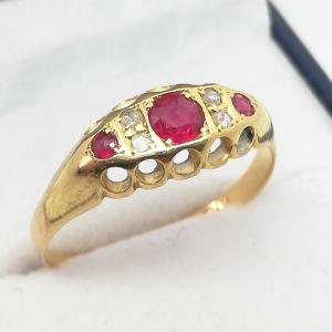 Victorian 18ct Gold Ruby Diamond Ring Size P