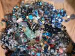 18 Kilos Vintage Costume Jewellery Lots