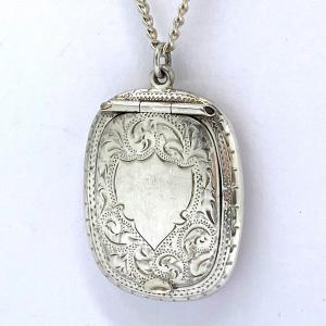 Sterling Silver Antique Locket Necklace