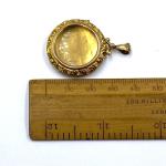 9ct Gold Front-Back Shaker Locket with Glass