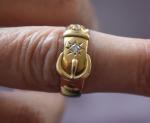 1918 Antique 18ct Gold Buckle Ring