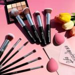 BEAKEY Makeup Brush Set with Blending Sponges