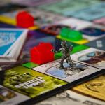 Godzilla Monopoly Game: Collectible Kaiju Edition