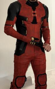 Deadpool Cosplay Suit (Size M) with Shoes