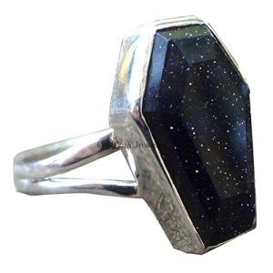 Blue Sunstone Gothic Ring in 925 Silver