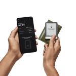 Ledger Flex - Experience a Secure E Ink Touchscreen Crypto Wallet. (Graphite)