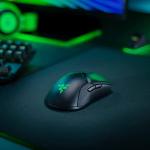 Razer Viper Ultimate Hyperspeed Lightweight Wireless Gaming Mouse & RGB Charging Dock: Fastest Gaming Mouse Switch - 20K DPI Optical Sensor - Chroma Lighting - 8 Programmable Buttons - 70 Hr Battery