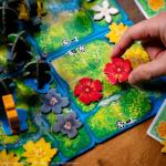 USAopoly | Hutan | Board Game | Ages 8+ | 1-4 Players | 30-45 Minutes Playing Time