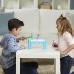 Hasbro Don’t Break The Ice Board Game