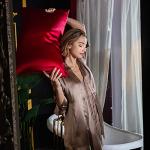 Organic Mulberry Silk Pillowcase for Hair and Skin