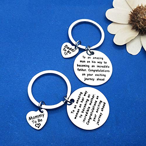 Baby Announcement Keychain Set: Perfect gift for expecting parents!