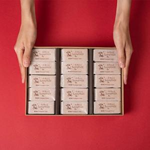 SunnyHills Pineapple Cake - Delightful Taiwanese Treat