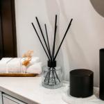 Good Girl Reed Diffuser 100ml | Strong & Long Lasting Home Fragrance | Handmade Vegan & Cruelty-Free Reed Diffuser | Perfume Inspired Aroma