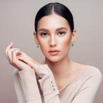 Silver Emerald Dangle Earrings for Women Green Crystal Drop Earrings Hypoallergenic Handmade Dangly Earrings Green jewellery for Gifts