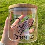 MYuniqueDECOR® Personalised Pet Treat Glass Storage Jar Canister Wooden Lid Airtight Dog Cat