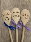 Personalised Face Engraved Wooden Spoon -Facial Features - Funny Custom Photo Gift for Friends & Family - Unique Birthday, Housewarming or Best Friend Present - Handmade Kitchen Keepsake