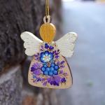 Angel Christmas Ornament Wood Hand-painted 9.5 x 7.5 x 0.5 cm with Beautiful Floral Pattern Handmade in Ukrainian Tradition - Artistic Christmas Decoration and Collectible