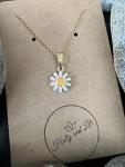 Daisy Flower Necklace, Flowers Necklace, Flower Pendant Necklaces, Plant Gifts, Daisy Chain