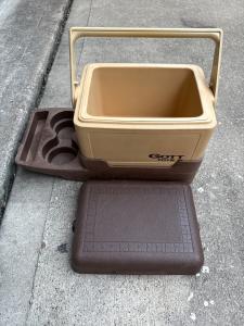 Gott Tote 6 Cooler with Cup Holder
